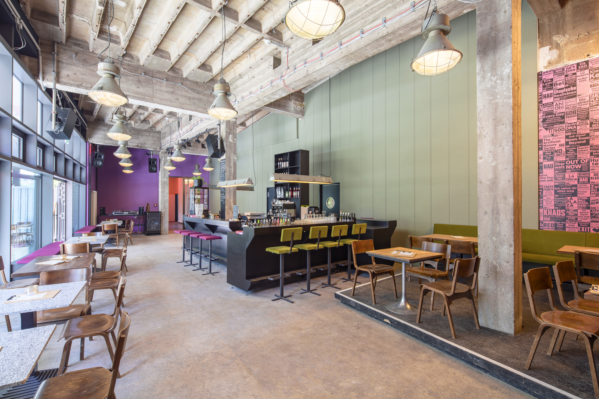 Wau im HAU2 · Gastraum · © Matthias Lindner Photography Glasband, Himmelband, Berlin-Kreuzberg